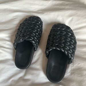 Chloé leather mules